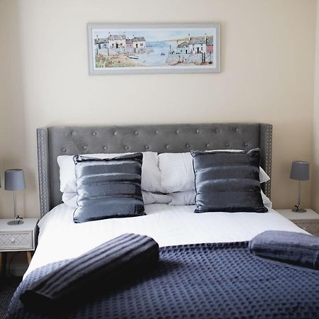 Vanity Ballycastle Diamond 2 Bedroom Apartment Екстер'єр фото
