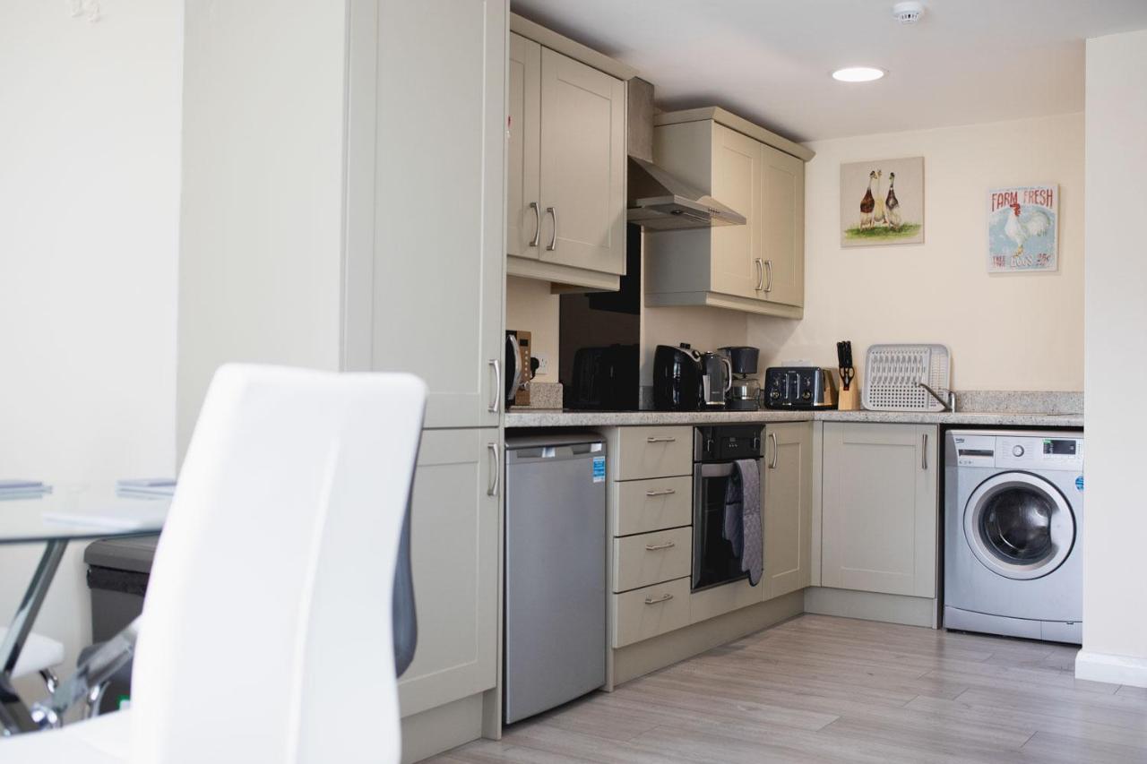 Vanity Ballycastle Diamond 2 Bedroom Apartment Екстер'єр фото
