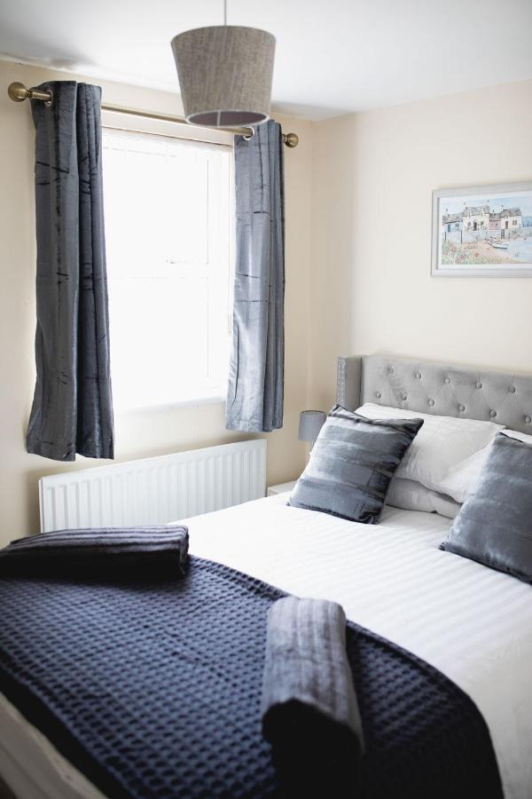 Vanity Ballycastle Diamond 2 Bedroom Apartment Екстер'єр фото