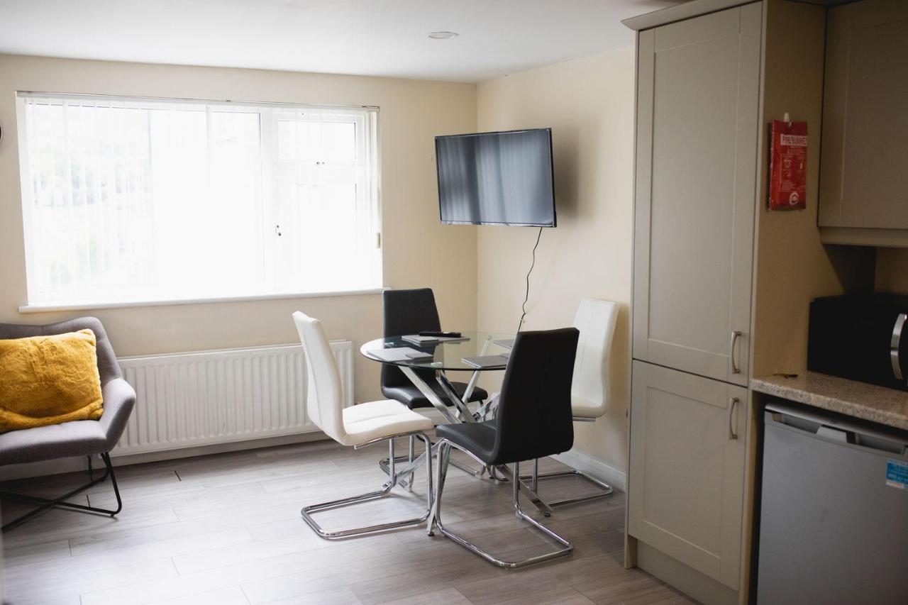 Vanity Ballycastle Diamond 2 Bedroom Apartment Екстер'єр фото