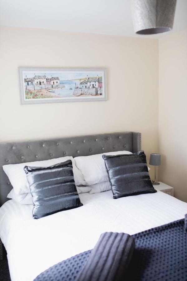 Vanity Ballycastle Diamond 2 Bedroom Apartment Екстер'єр фото
